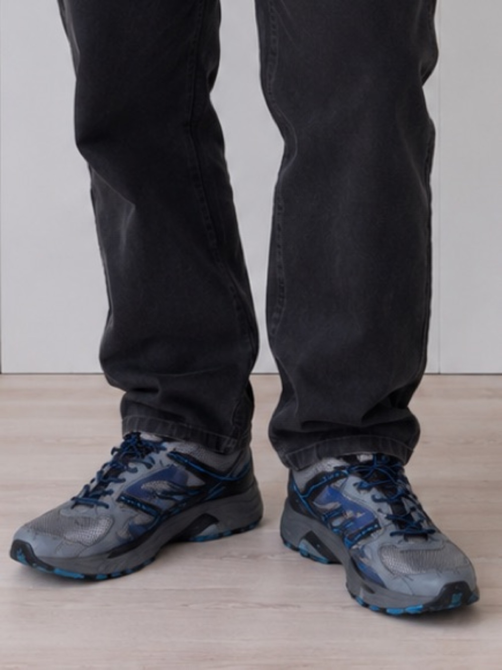 Men's Athletic Trail Sneakers in Gray and Blue